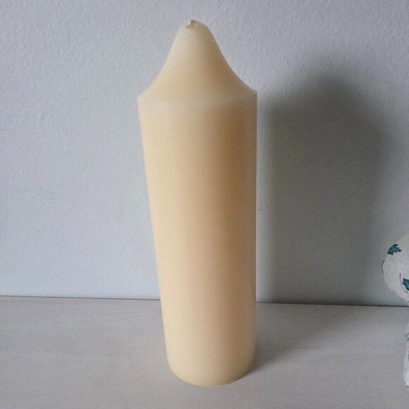 Vintage Retired PartyLite Gardenia White Bell Top Pillar Candle S3910 New OpenBX - Picture 4 of 11